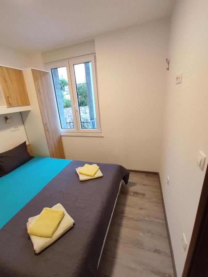 Apartment Ravnice Omis Ngoại thất bức ảnh