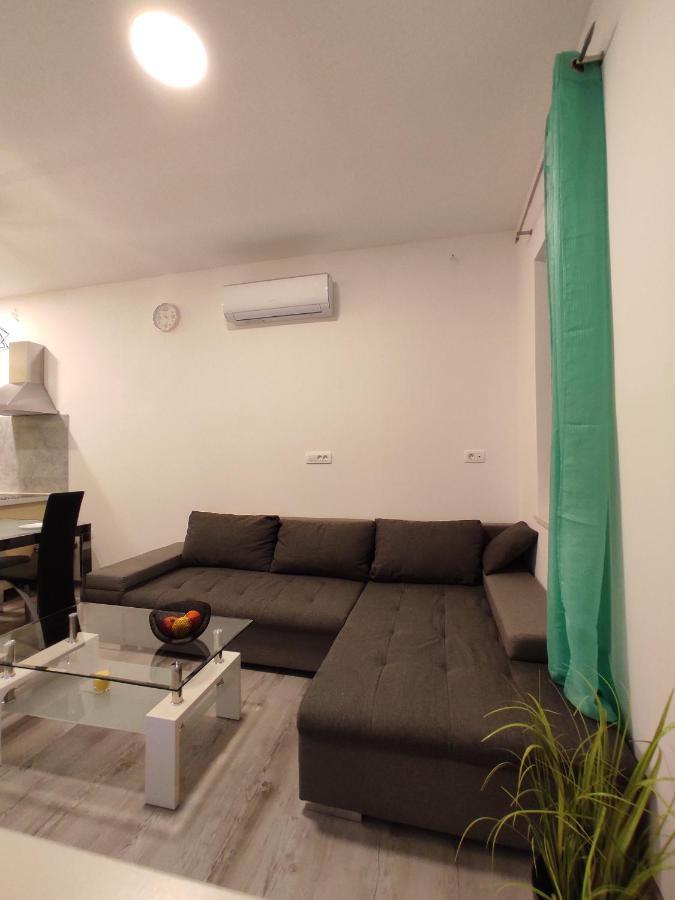 Apartment Ravnice Omis Ngoại thất bức ảnh
