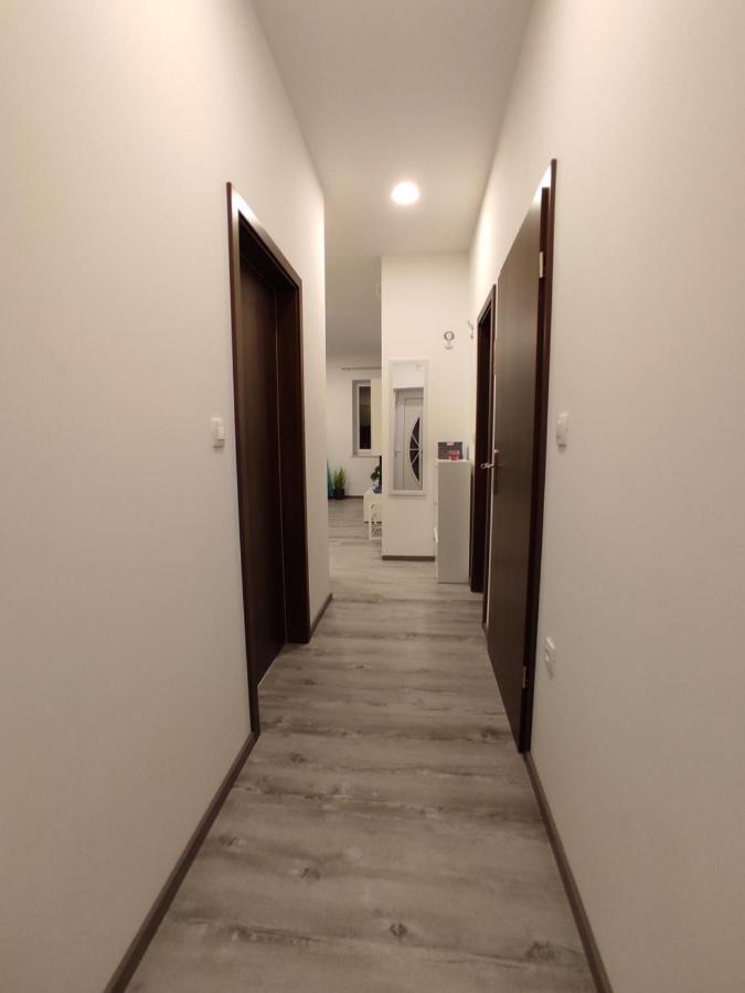 Apartment Ravnice Omis Ngoại thất bức ảnh