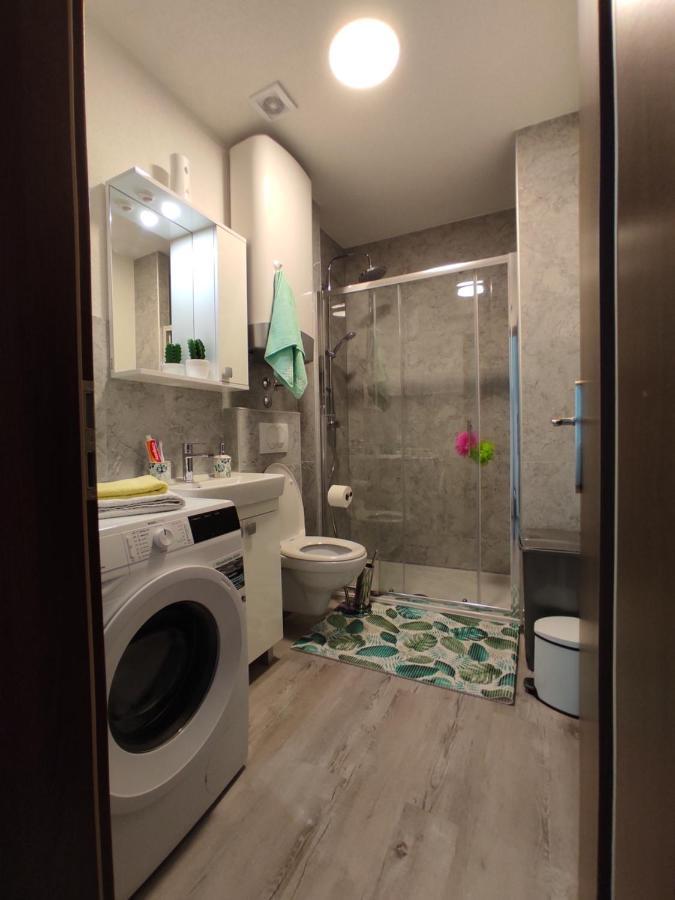 Apartment Ravnice Omis Ngoại thất bức ảnh