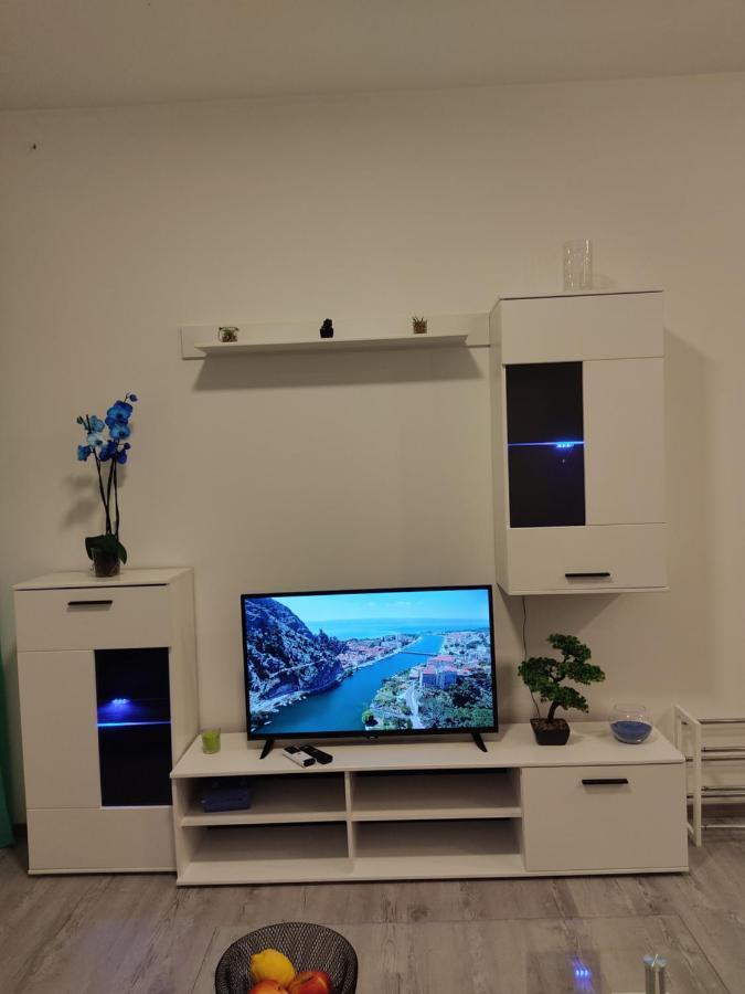 Apartment Ravnice Omis Ngoại thất bức ảnh